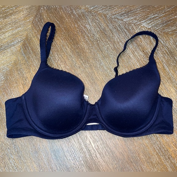 Other - Victoria’s Secret Body By Victoria Bra 36C